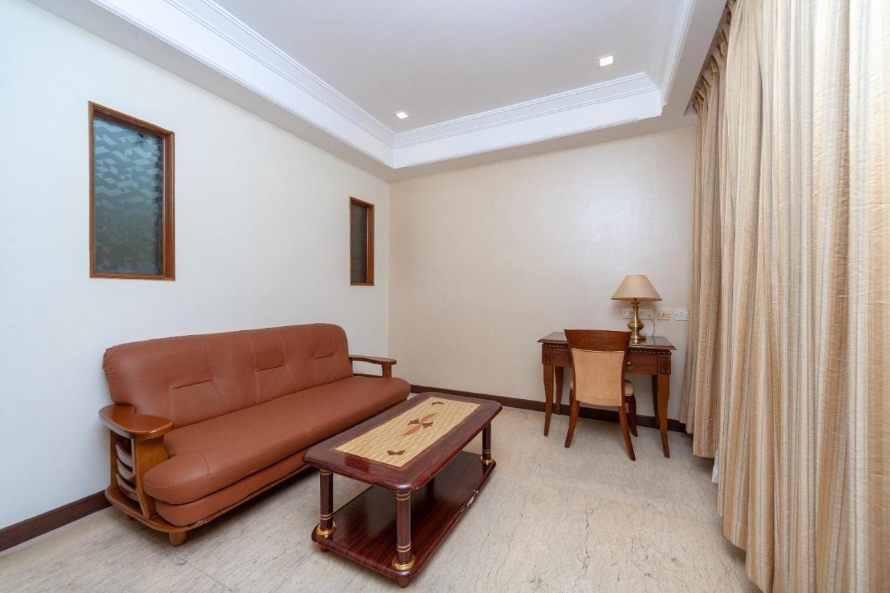 Capital O 6229 Ilara Hotels And Resorts Siruseri Exterior foto