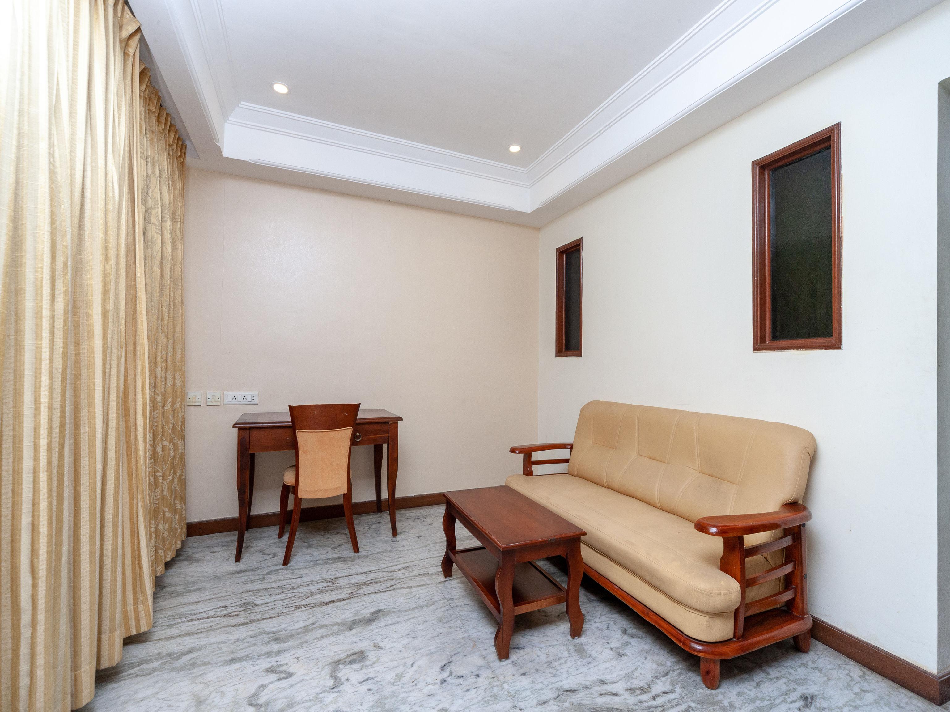 Capital O 6229 Ilara Hotels And Resorts Siruseri Exterior foto